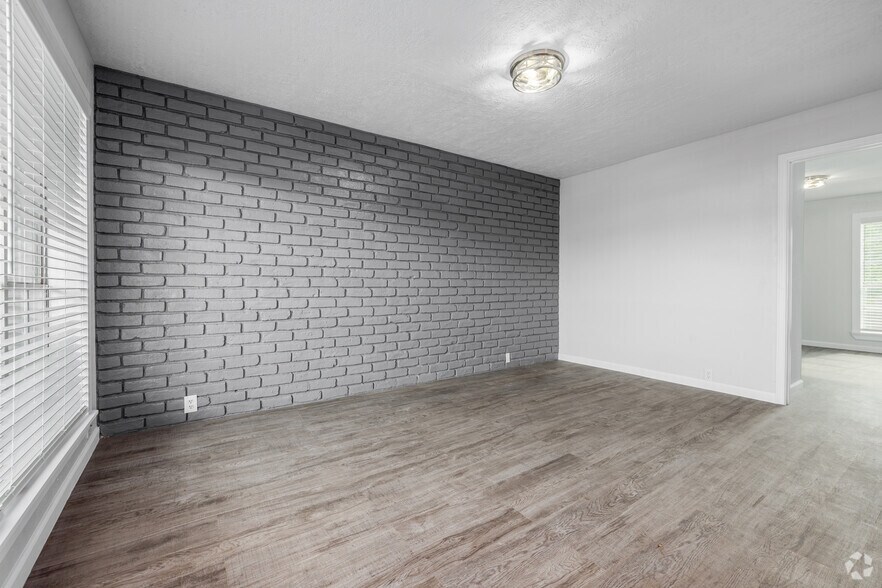 More Photos Of 6301 Alfano St, Houston Apartments For Sale