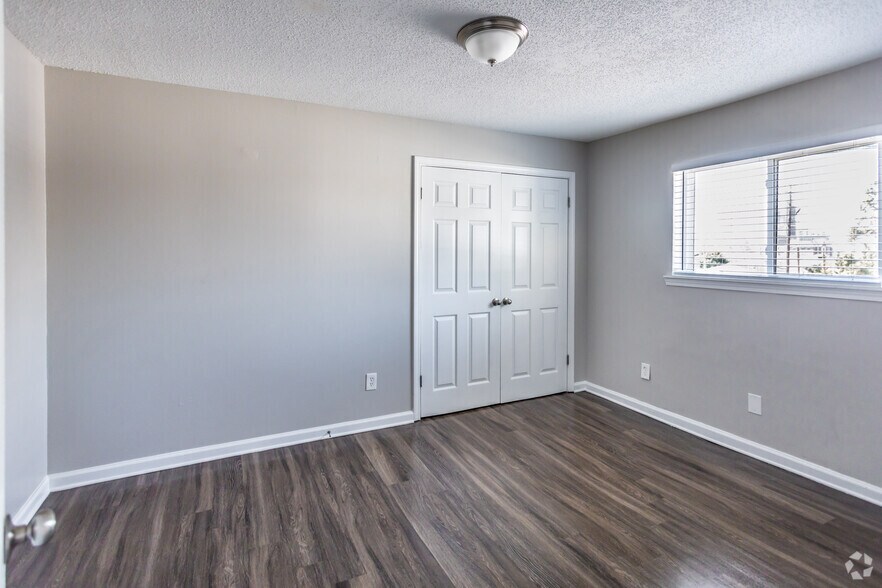 More Photos Of 1060 Merriwether Ave, Memphis Apartments For Sale