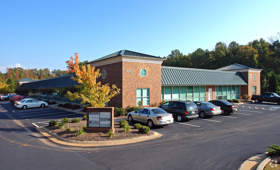 Primary Photo Of 100 Governors Trace, Fayetteville Office For Lease