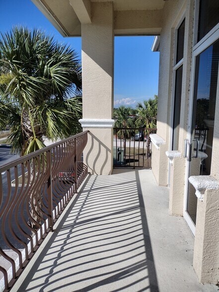 More Photos Of 260 Beth Stacey Blvd, Lehigh Acres Medical For Sale
