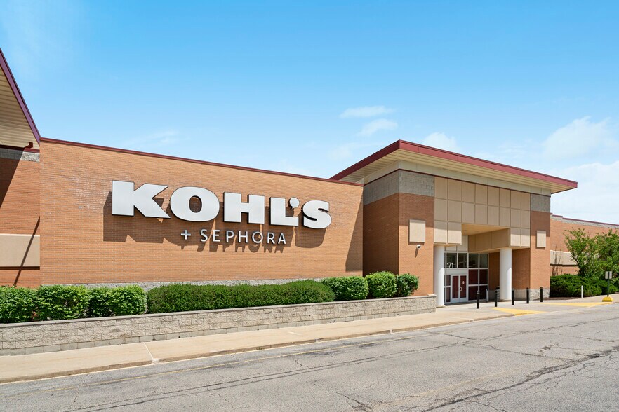 More Photos Of , Schaumburg General Retail For Sale