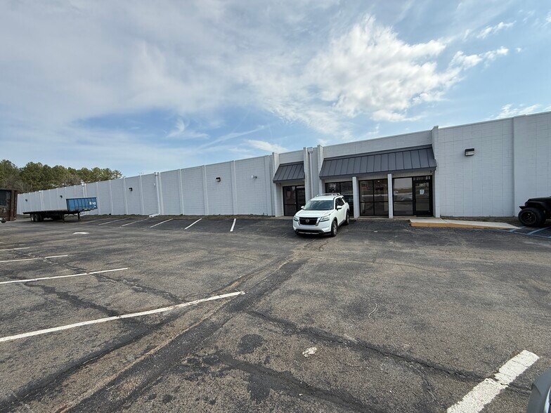 Primary Photo Of 114 Belton Dr, Spartanburg Manufacturing For Lease