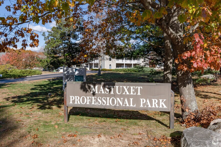 More Photos Of 101 Airport Rd, Westerly Medical For Lease