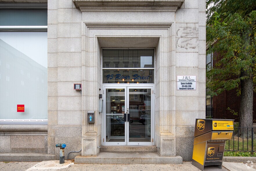 More Photos Of 95 River St, Hoboken Office For Lease