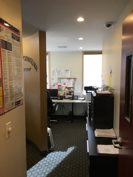More Photos Of 2066 Richmond Ave, Staten Island Office For Sale