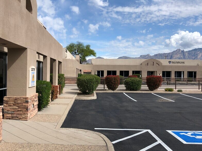 More Photos Of 3365 N Campbell Ave, Tucson Unknown For Lease