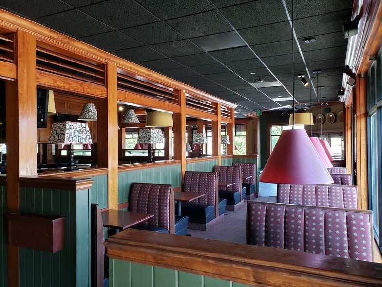 More Photos Of 21 Westage Dr, Fishkill Restaurant For Lease