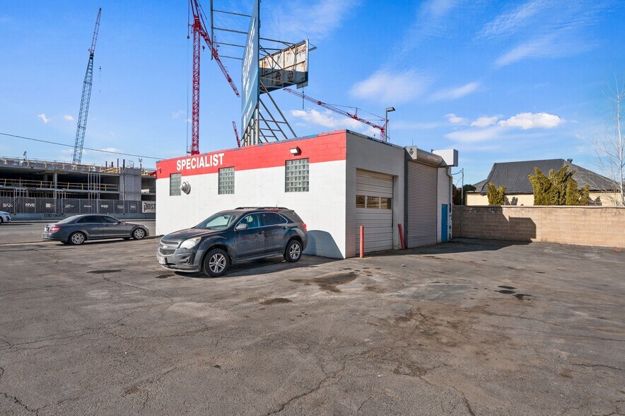 More Photos Of 270 W 600 S, Salt Lake City General Retail For Sale