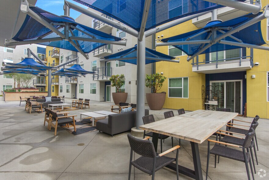 More Photos Of 10568 Gateway Promenade, El Monte Apartments For Lease