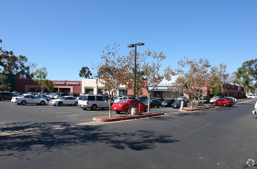 More Photos Of 7550 Miramar Rd, San Diego Freestanding For Lease