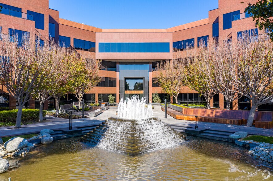 More Photos Of 2050 W 190th St, Torrance Office For Lease