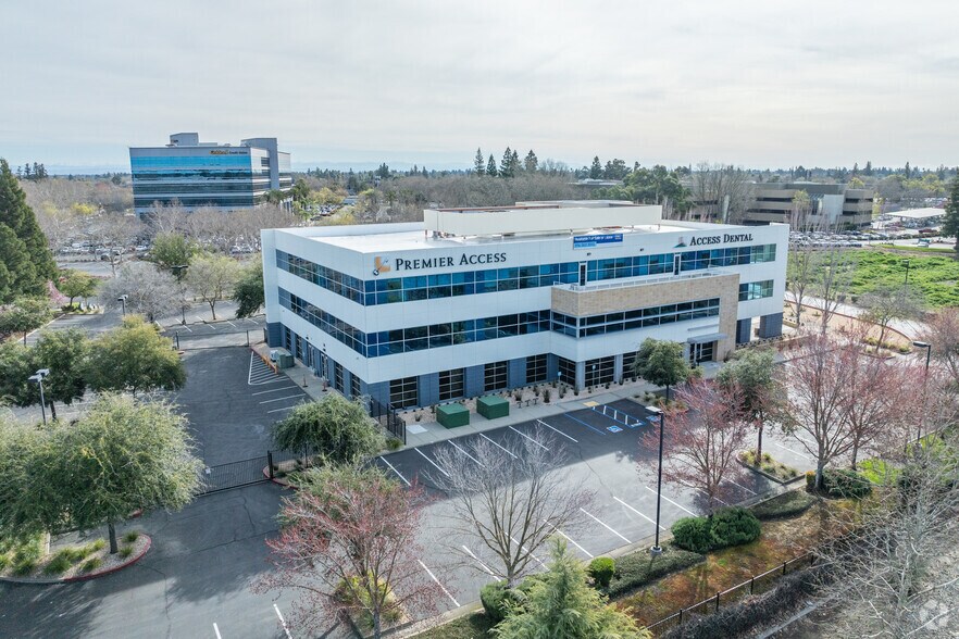 More Photos Of 8890 Cal Center Dr, Sacramento Office For Lease