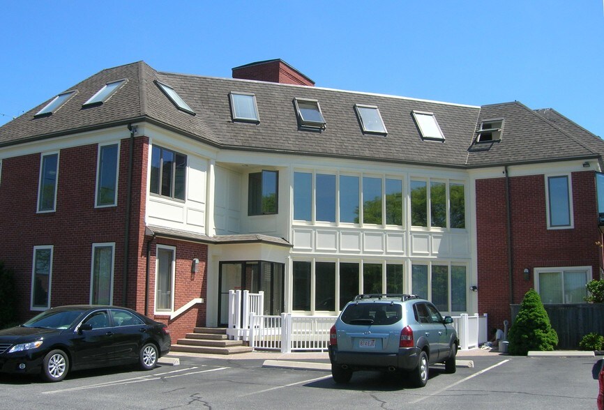 Primary Photo Of 35 Winter St, Hyannis Office For Lease