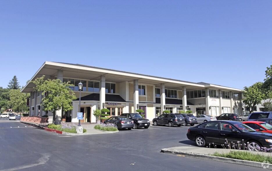 More Photos Of 3533-3547 Mt. Diablo Blvd, Lafayette Unknown For Lease