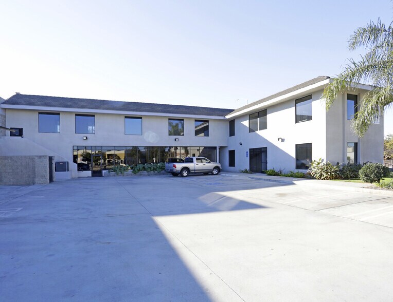 More Photos Of 436 W Walnut St, Gardena Office For Sale