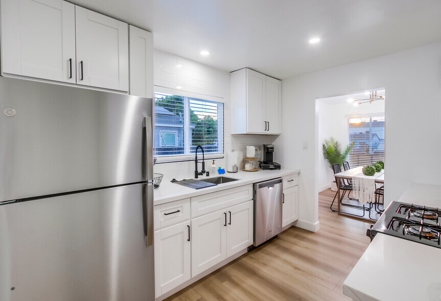 More Photos Of 615 Florence St, Imperial Beach Apartments For Sale