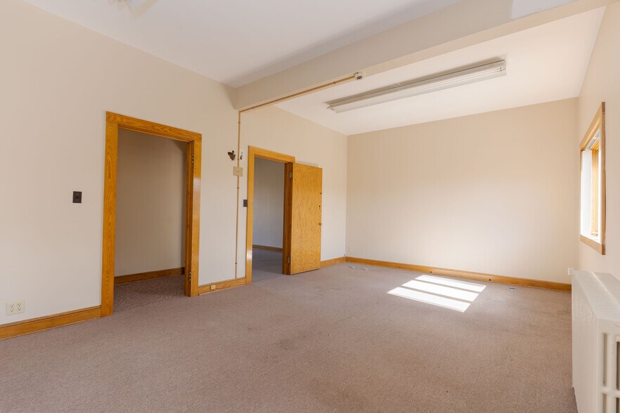 More Photos Of 402 Washington Ave, Iron River Bank For Sale