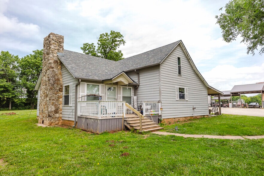 More Photos Of 1663 Georgia Rd, Humboldt Specialty For Sale
