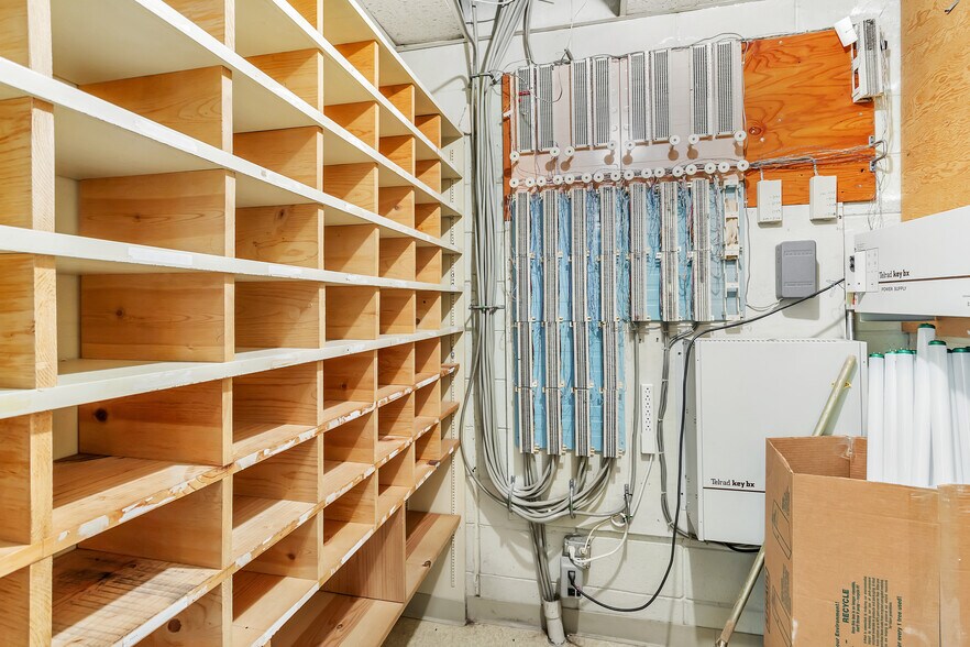 More Photos Of 760-764 Polhemus Rd, San Mateo Office For Lease