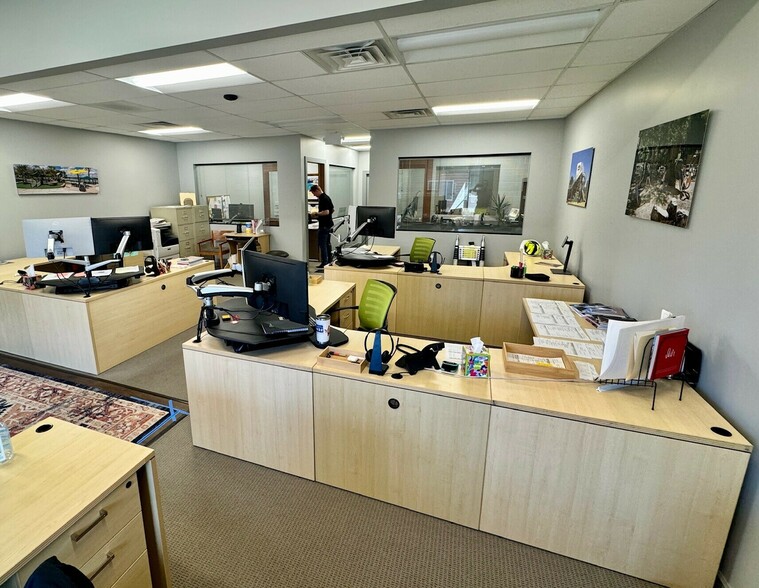 More Photos Of 3778 S Kalamath St, Englewood Warehouse For Sale