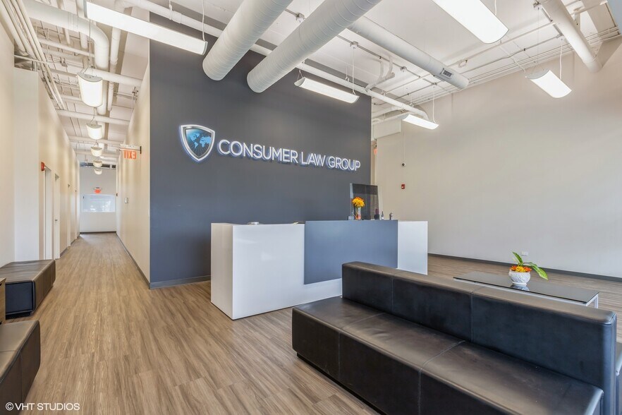 More Photos Of 160 S River St, Aurora Apartments For Sale