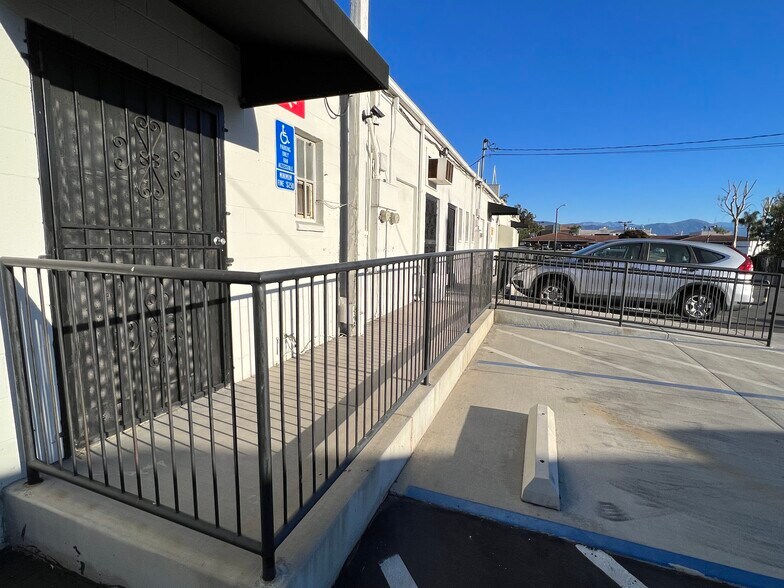 More Photos Of 1112 S Atlantic Blvd, Monterey Park Storefront Retail Office For Lease