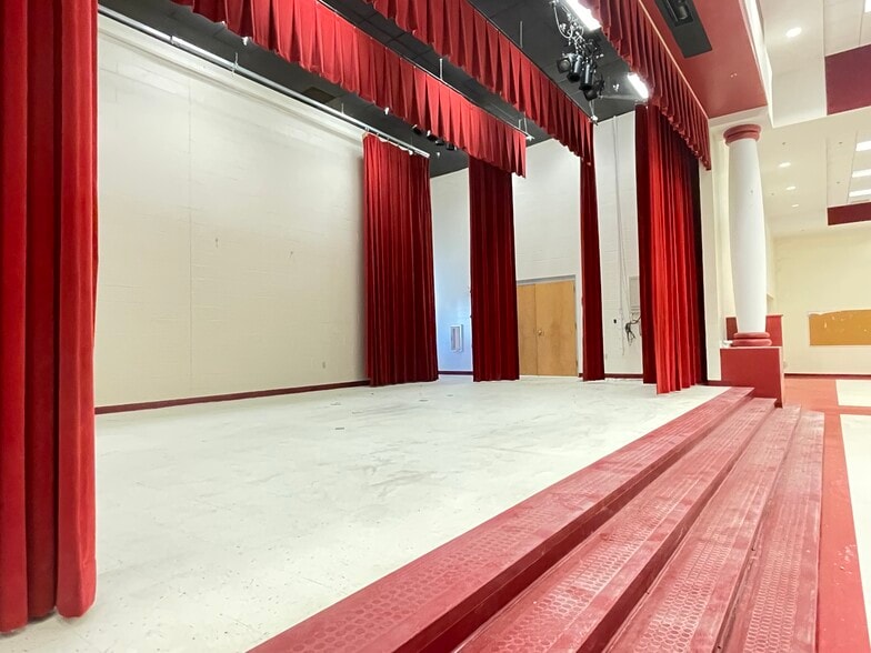 More Photos Of 20550 NE 42nd Pl, Williston Schools For Sale