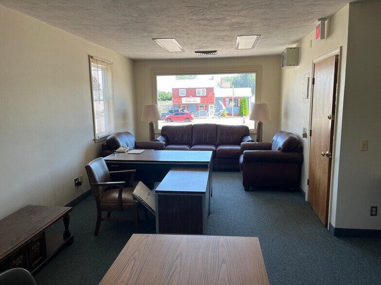 More Photos Of 188 Airport Rd, Warwick Office Residential For Sale