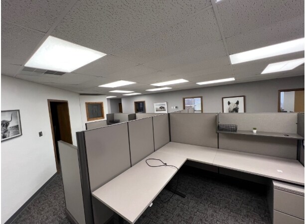 More Photos Of 315 W Kansas Ave, Independence Coworking Space