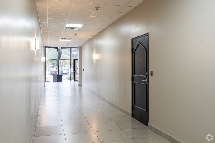 More Photos Of 101 SE 2nd Pl, Gainesville Unknown For Lease