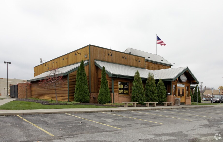 More Photos Of 110-380 N Market Dr N, Elyria Unknown For Lease