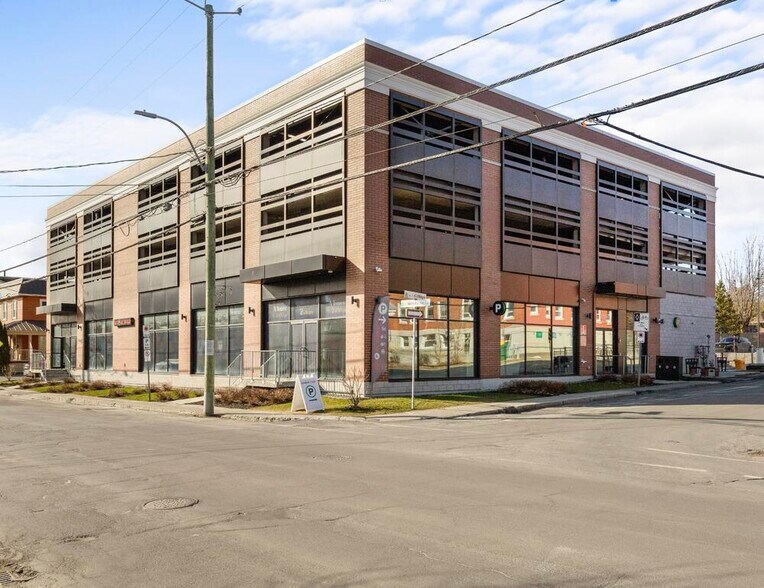 Primary Photo Of 111 Rue Du Collège, Magog Loft Creative Space For Lease