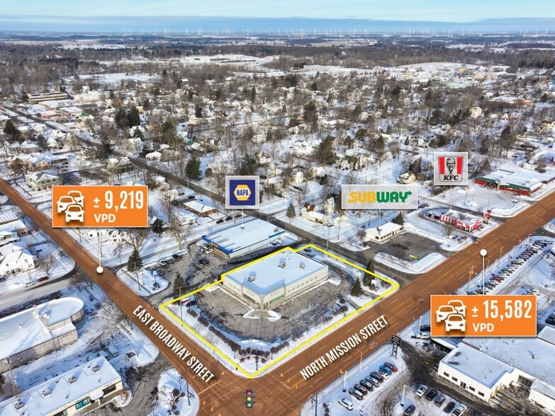 More Photos Of 117 N Mission St, Mount Pleasant Drugstore For Sale