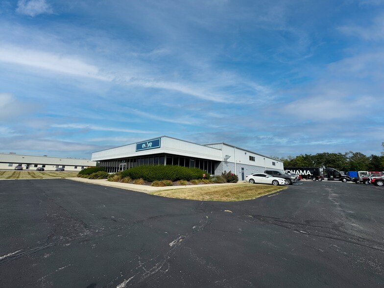 More Photos Of 4001 Methanol Ln, Indianapolis Warehouse For Lease