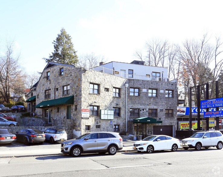 Primary Photo Of 1730 Central Park Ave, Yonkers Medical For Lease