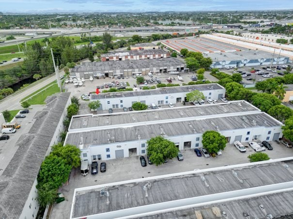 More Photos Of 2205 W 80th St, Hialeah Warehouse For Sale