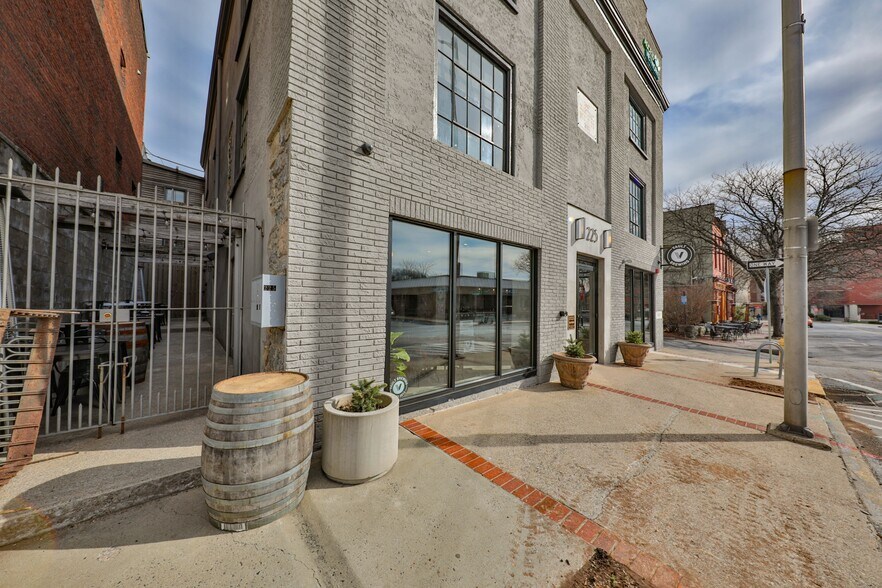 More Photos Of , Easton Unknown For Sale