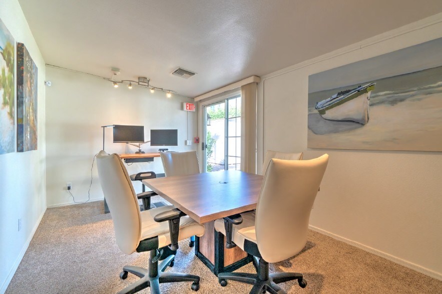 More Photos Of 111 S Hearthstone Way, Chandler Rehabilitation Center For Sale