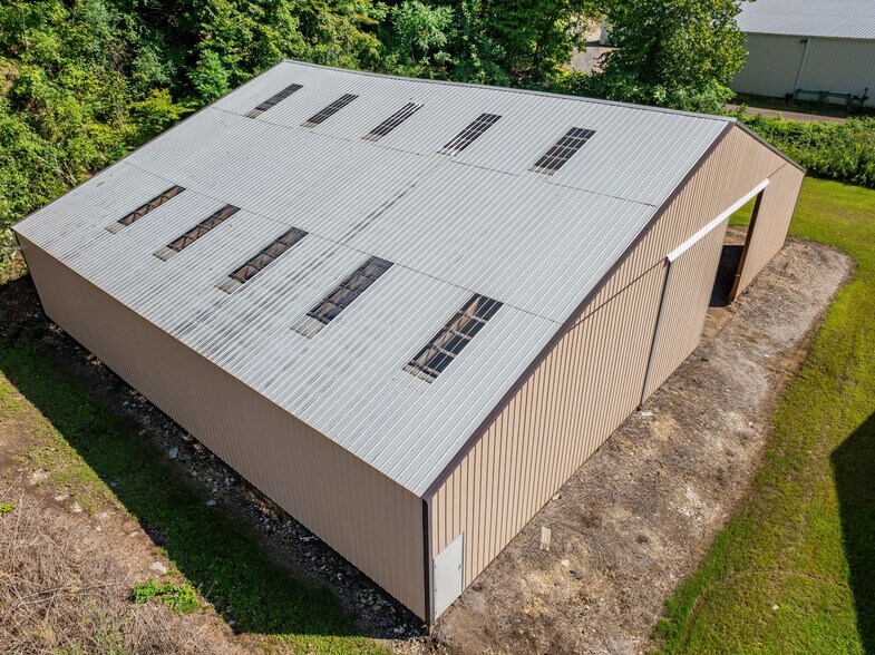 More Photos Of 3825 Columbia Blvd, Bloomsburg Manufacturing For Sale