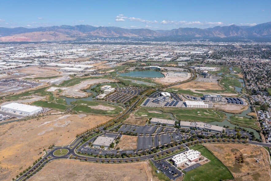 More Photos Of ,  Office For Sale