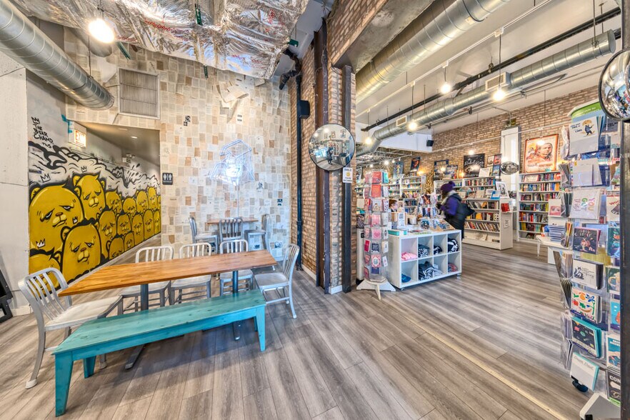 More Photos Of 1375-1373 N Milwaukee Ave, Chicago Storefront Retail Residential For Sale