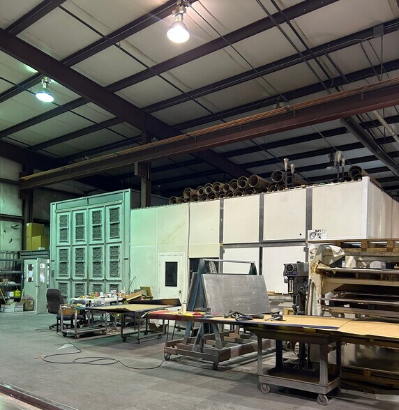 More Photos Of 334 Industrial Park Rd, Bluefield Industrial For Lease