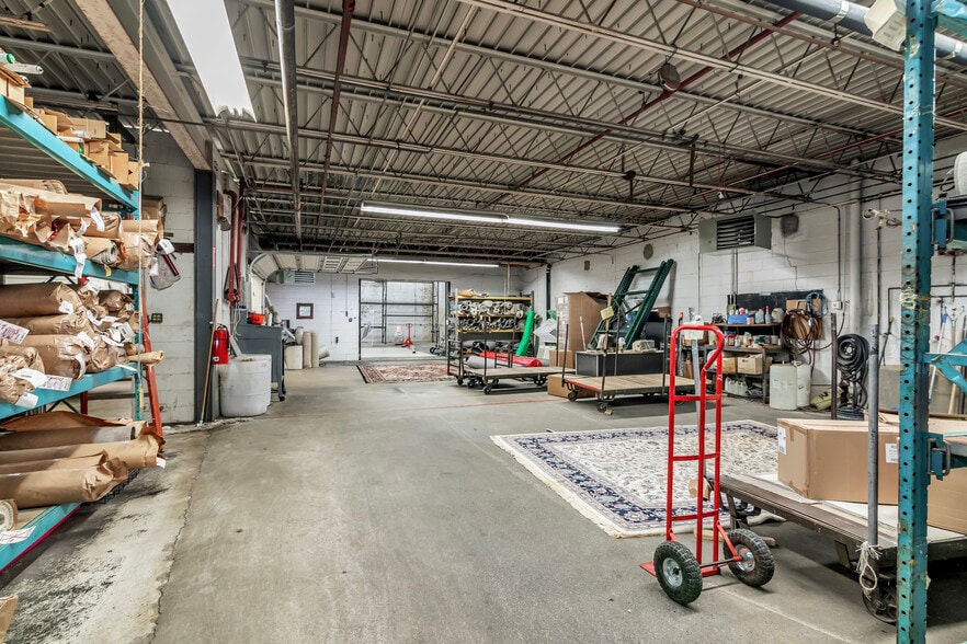 More Photos Of 223 Winthrop Ave, Lawrence Manufacturing For Sale