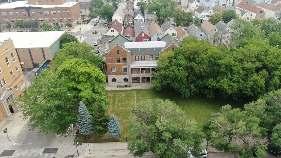 More Photos Of 1949 W 48th St, Chicago Religious Facility For Sale