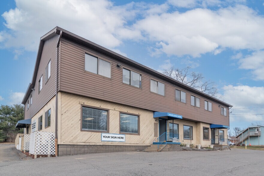 More Photos Of 238 Moon Clinton Rd, Coraopolis General Retail For Lease