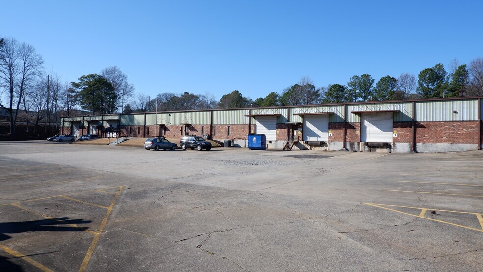 More Photos Of 1125 Hayes Industrial Dr, Atlanta Warehouse For Lease