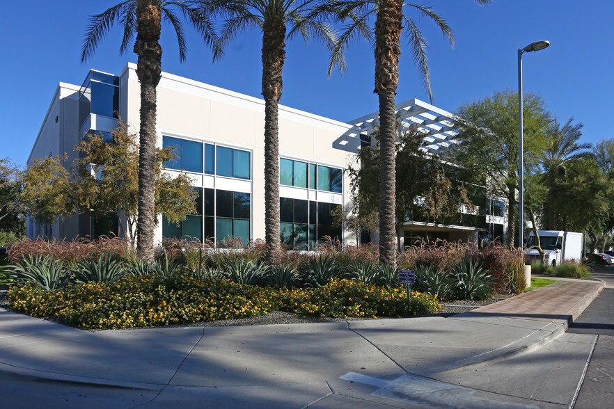 More Photos Of 1255 S Spectrum Blvd, Chandler Office For Sale