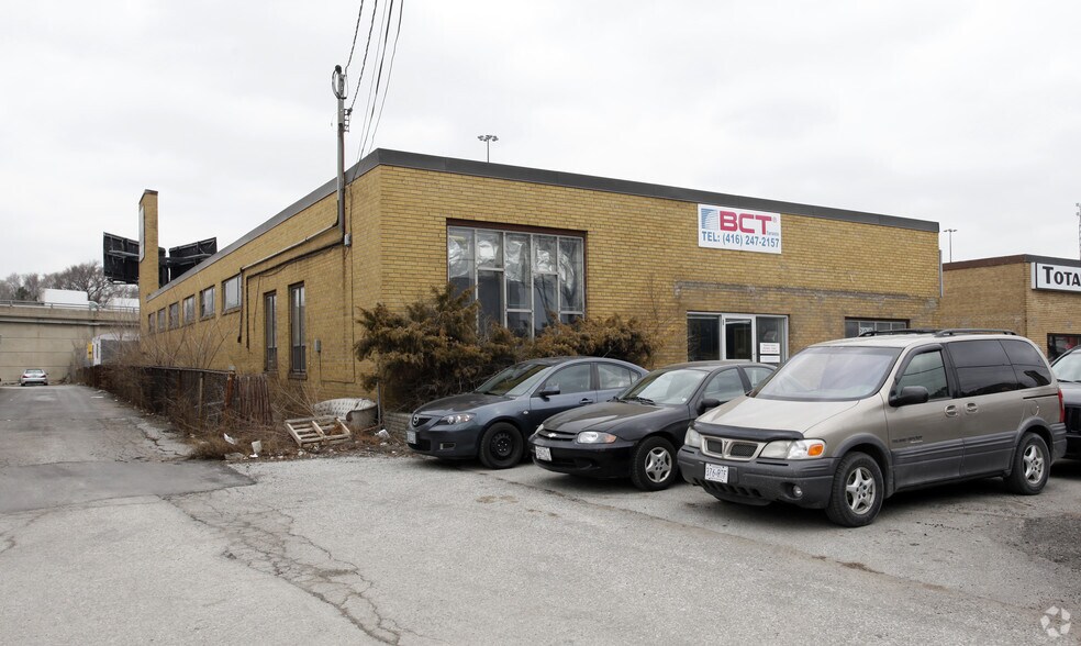 More Photos Of 298 Bridgeland Ave, Toronto Manufacturing For Lease