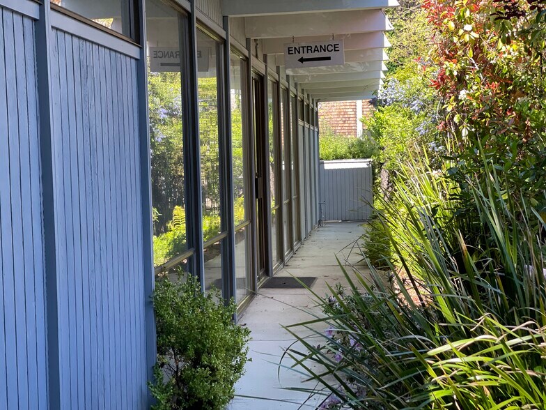 More Photos Of 1363-1375 S Eliseo Dr, Larkspur Medical For Lease