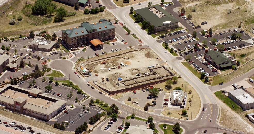 More Photos Of 658 Genoa Way, Castle Rock Storefront For Lease